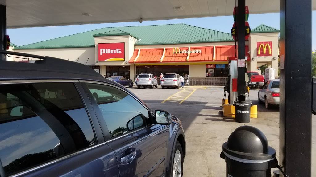 Pilot Travel Center | restaurant | 3624 Roy Messer Hwy, White Pine, TN 37890, USA | 8656748570 OR +1 865-674-8570