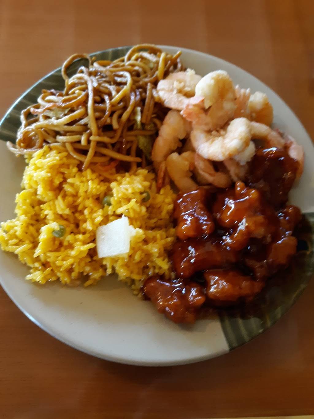 Shangri La Asian Buffet | restaurant | 3366 Halifax Rd, South Boston, VA 24592, USA | 4345721688 OR +1 434-572-1688