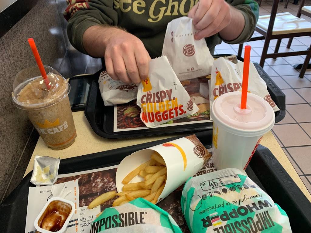 Burger King | restaurant | 2504 O St, Lincoln, NE 68510, USA | 4024763050 OR +1 402-476-3050