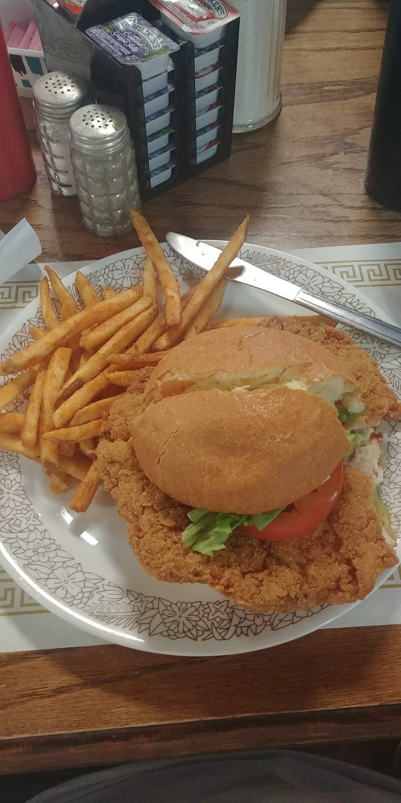 Anitas Kitchen | restaurant | 777 E Water St, Pendleton, IN 46064, USA | 7657780001 OR +1 765-778-0001