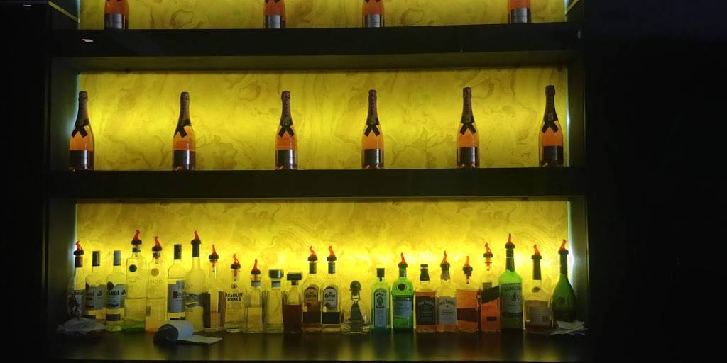 swiingz restaurant | restaurant | 1542 Fulton St, Brooklyn, NY 11216, USA | 7188040495 OR +1 718-804-0495