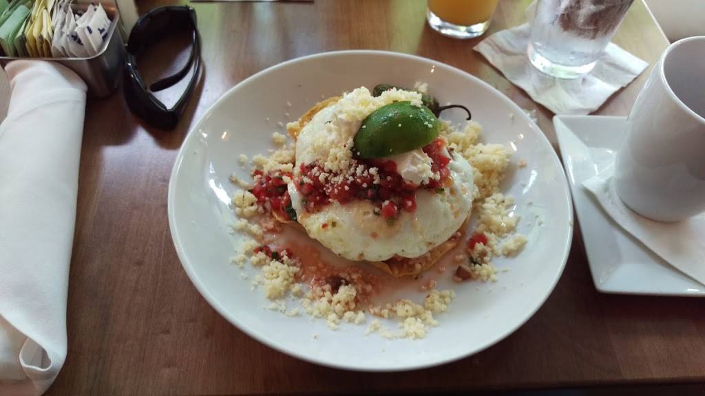 Mozelles Fresh Southern Bistro | restaurant | 2516, 878, W 4th St, Winston-Salem, NC 27101, USA | 3367035400 OR +1 336-703-5400