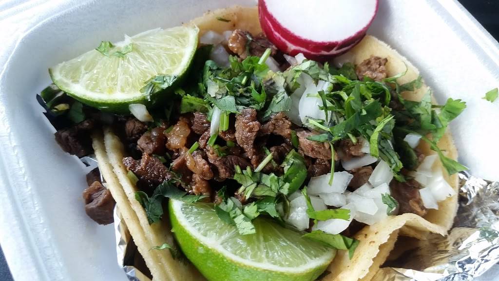 Taqueria El Molcajete | restaurant | 2500 S 8th St, Rogers, AR 72758, USA | 4797709209 OR +1 479-770-9209