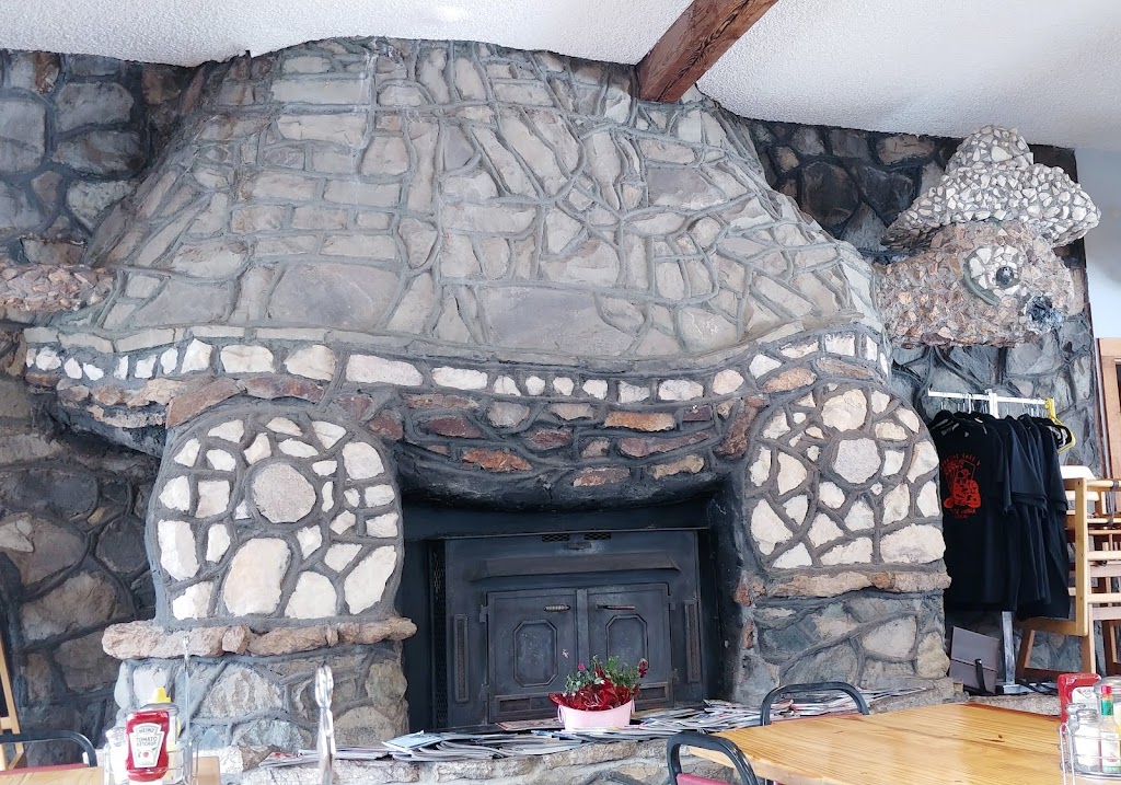 Parkside Cafe and Turtle Lounge | restaurant | 2133-3249 W Sparks Rd, Easton, WA 98925, USA | 5096562531 OR +1 509-656-2531