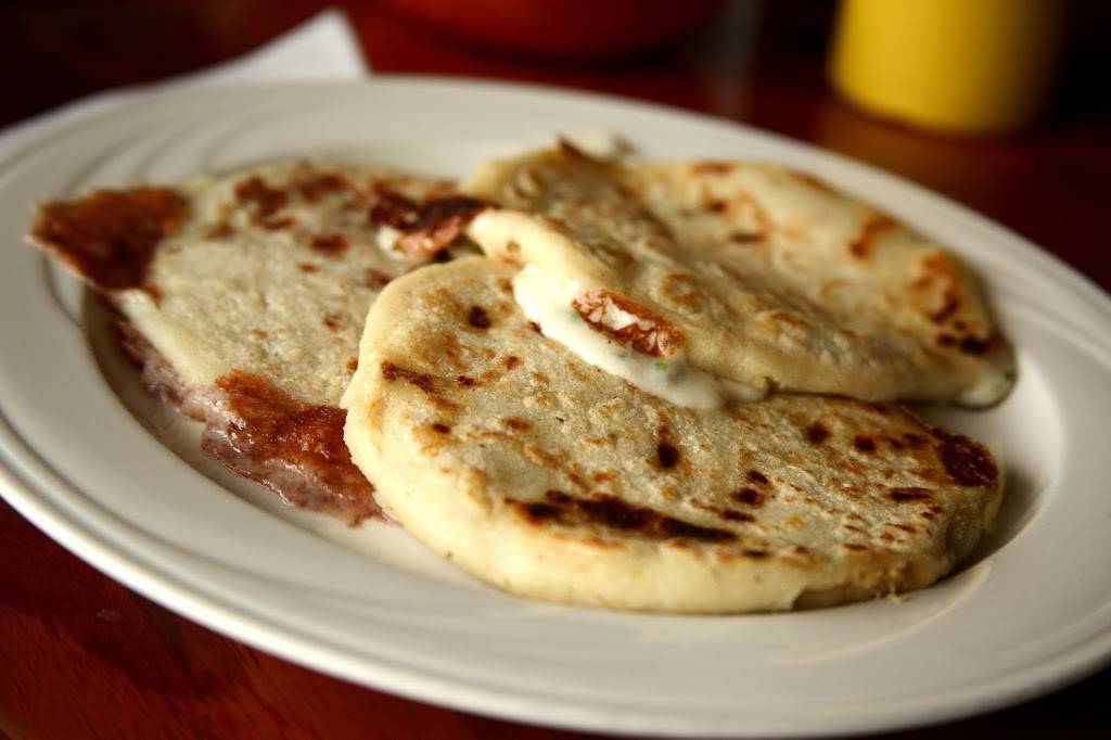 La Fogata Bar & Grill | restaurant | 3705 Malco Way, Memphis, TN 38125, USA | 9013672444 OR +1 901-367-2444