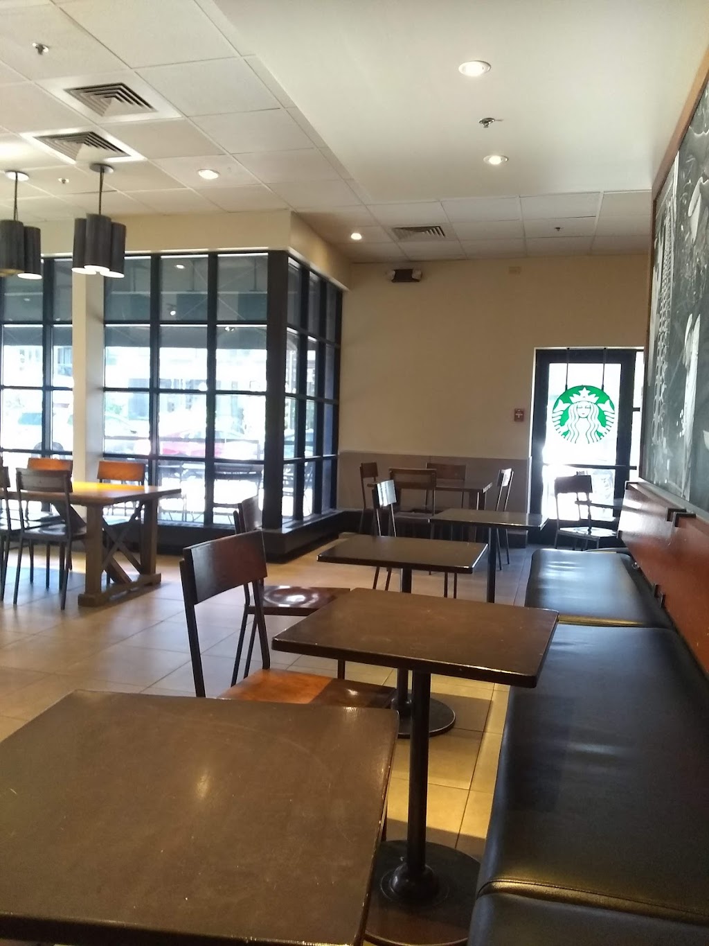 Starbucks | cafe | 615 Washington Ave SE, Minneapolis, MN 55414, USA | 6123787765 OR +1 612-378-7765