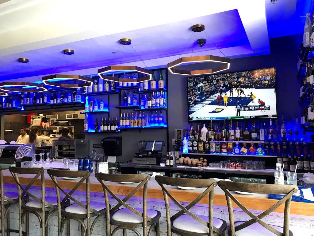 Moon Thai Boca Raton | restaurant | 21170 St Andrews Blvd #7, Boca Raton, FL 33433, USA | 5614094950 OR +1 561-409-4950