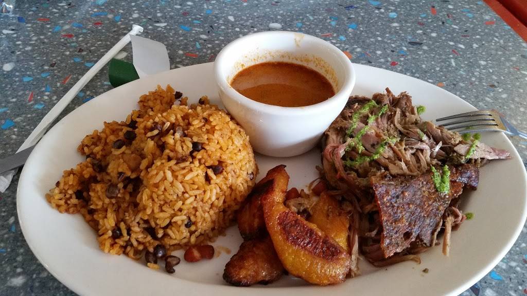 Cilantros Restaurant, Banquets and Catering | restaurant | 2841 Monmouth Rd, Wrightstown, NJ 08562, USA | 6093531847 OR +1 609-353-1847