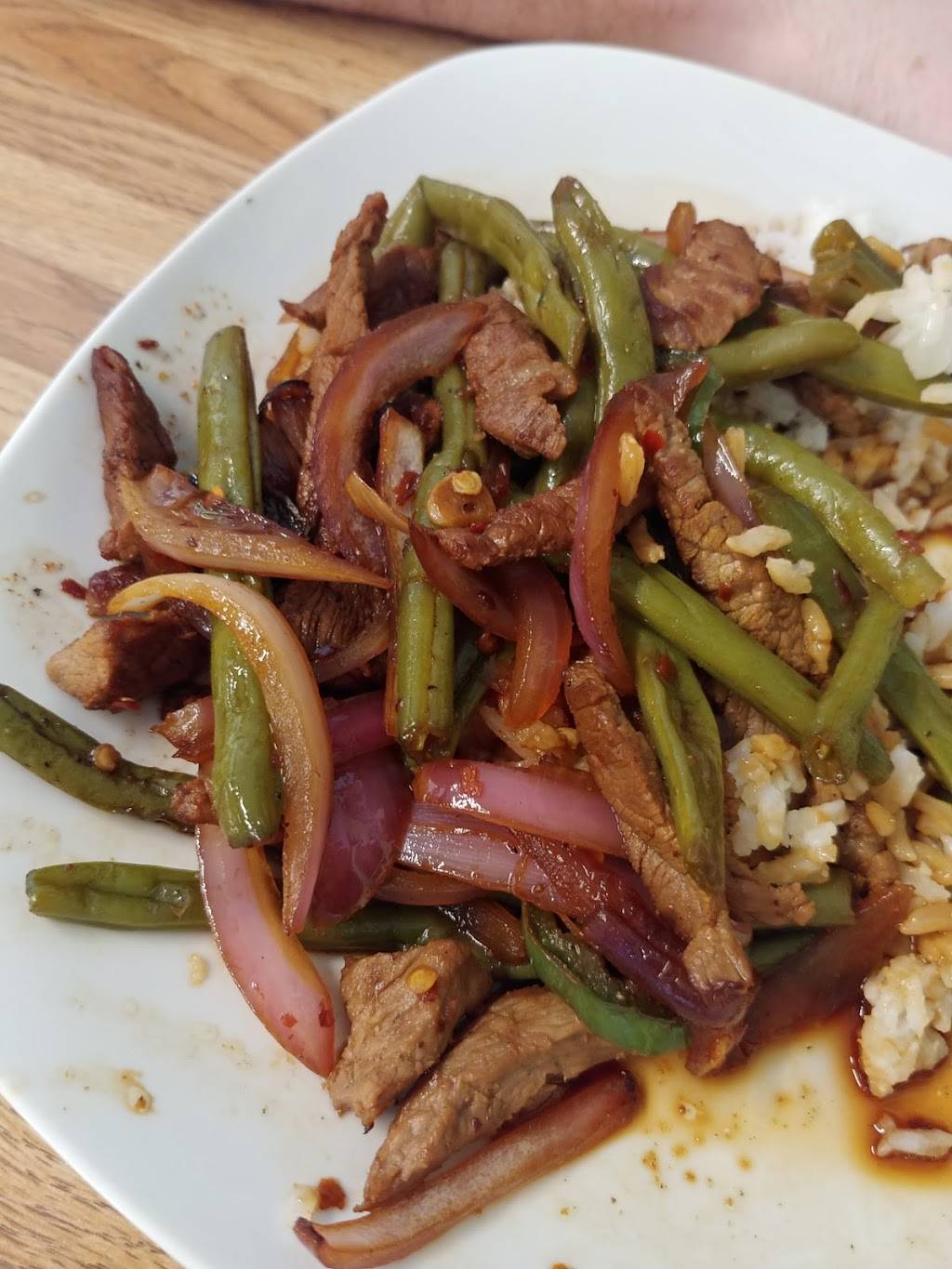 Krazy Chicken International | restaurant | 2301 Fort Henry Dr, Kingsport, TN 37664, USA | 4237652844 OR +1 423-765-2844