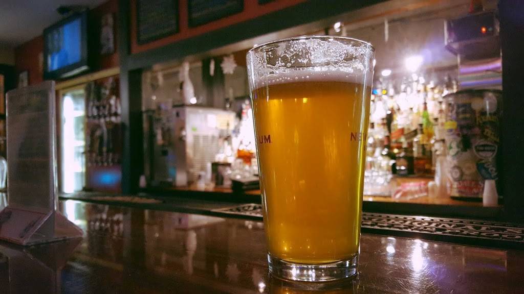 Junction Bar & Grill | restaurant | 3021 St Claude Ave, New Orleans, LA 70117, USA | 5042720205 OR +1 504-272-0205