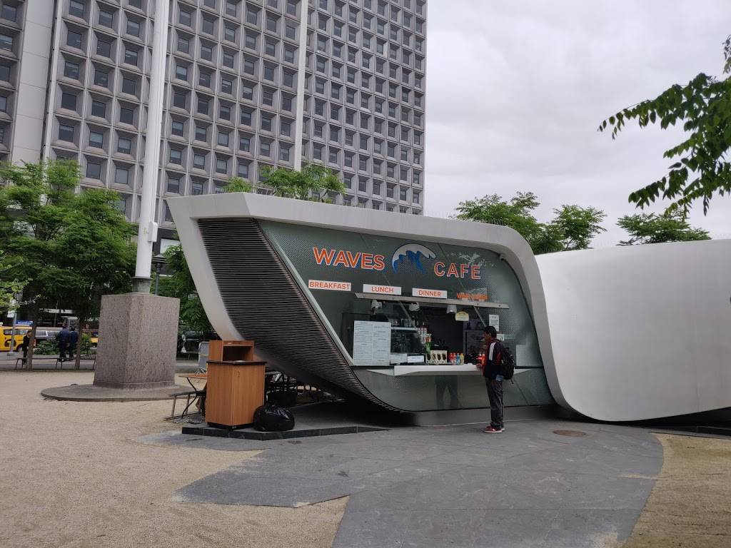 Waves Cafe | restaurant | New Amsterdam Pavilion Battery Park, Peter Minuit Plaza, New York, NY 10004, USA | 6468223236 OR +1 646-822-3236