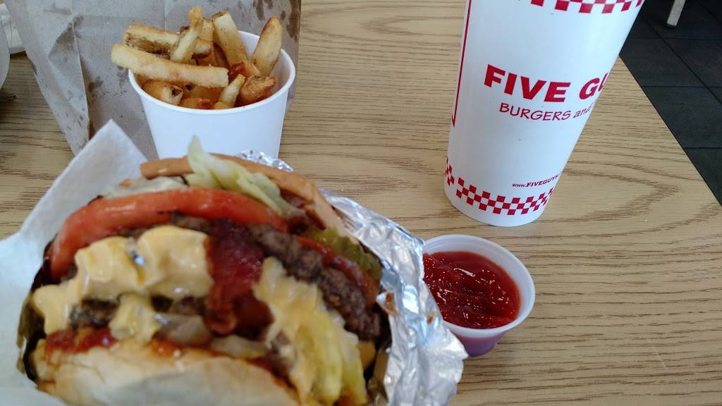 Five Guys | meal takeaway | 4413 Town Center Pkwy, Jacksonville, FL 32246, USA | 9049966900 OR +1 904-996-6900