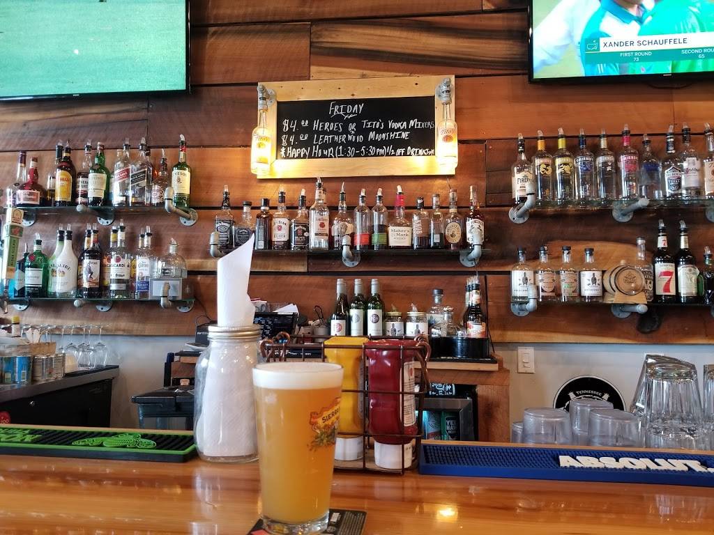 Swezeys Pub | restaurant | 254 Village Square #100, Pleasant View, TN 37146, USA | 6153985222 OR +1 615-398-5222