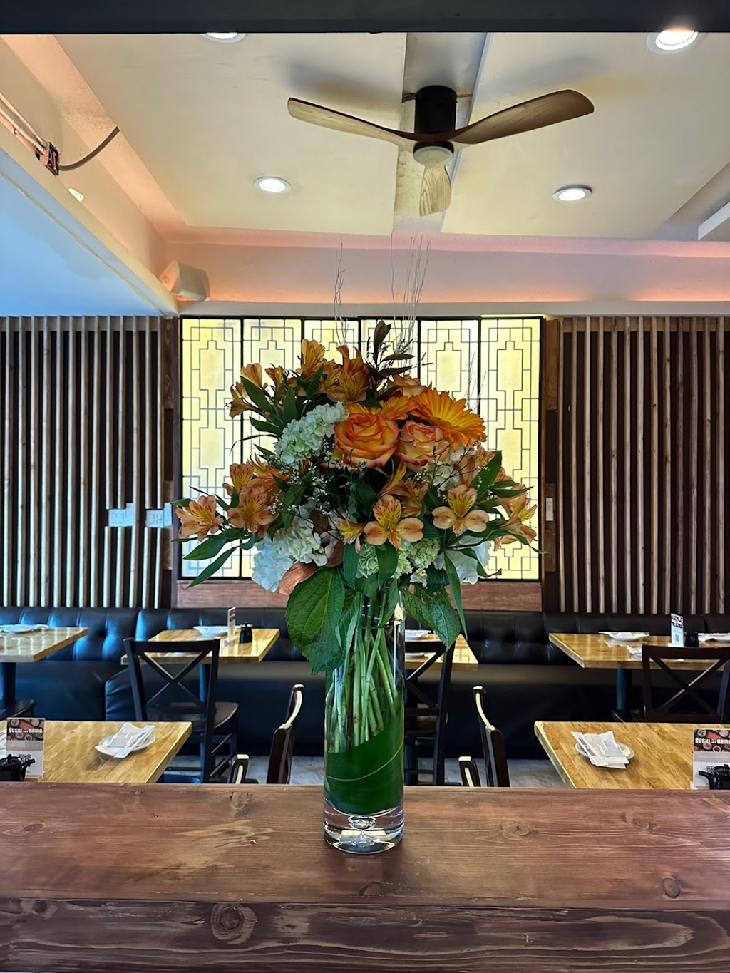 Sushi hama | restaurant | 131 Main St, Seal Beach, CA 90740, USA | 5625883883 OR +1 562-588-3883