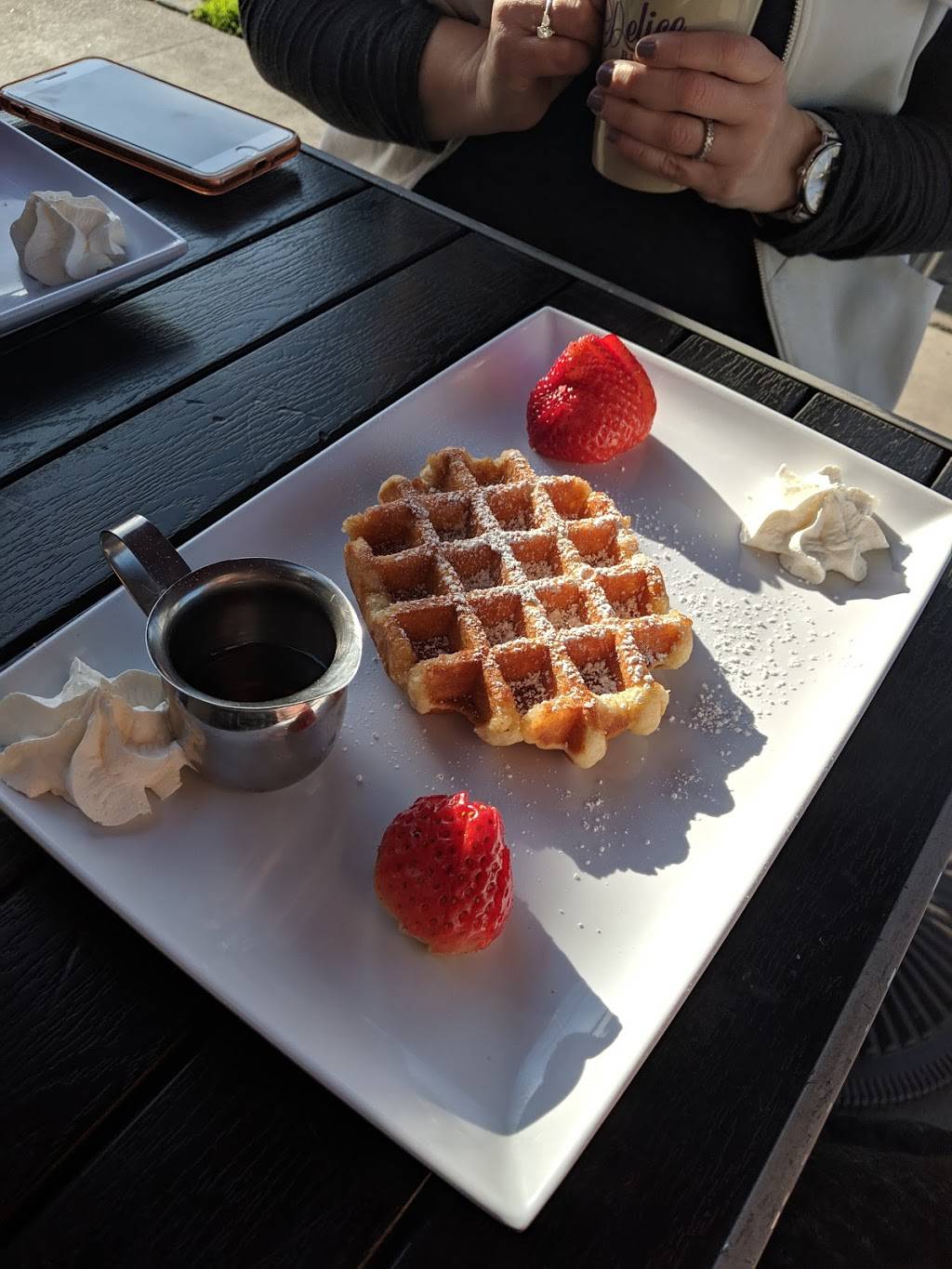 Delice Bakery | bakery | 8583 Pico Blvd, Los Angeles, CA 90035, USA | 3102896556 OR +1 310-289-6556