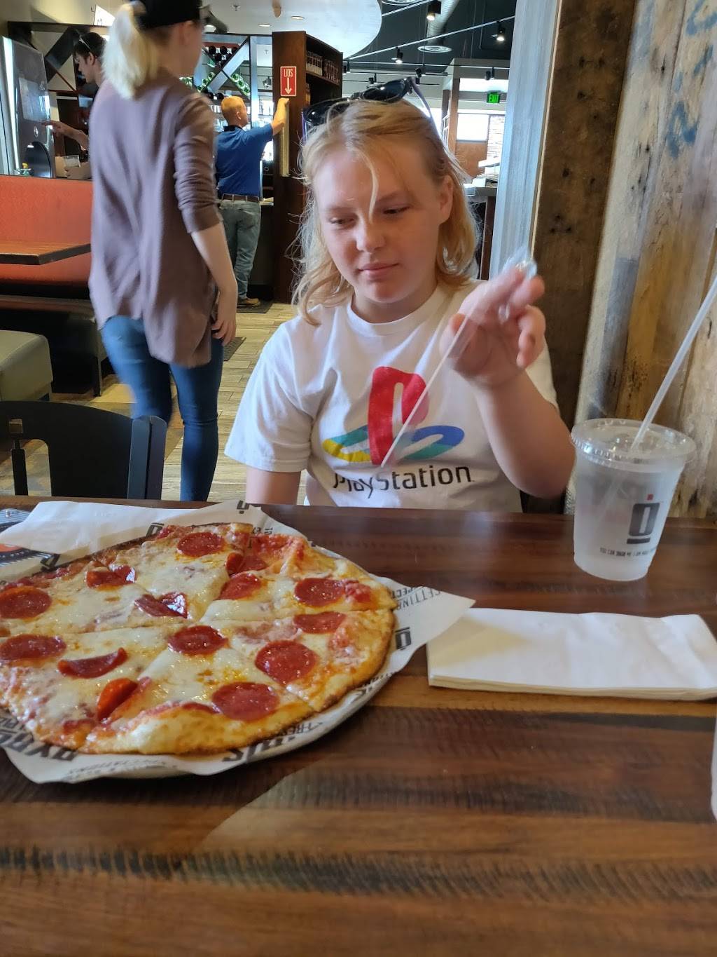 PYROs Fire Fresh Pizza | restaurant | 1320 McFarland Blvd E #270, Tuscaloosa, AL 35404, USA | 2052487343 OR +1 205-248-7343