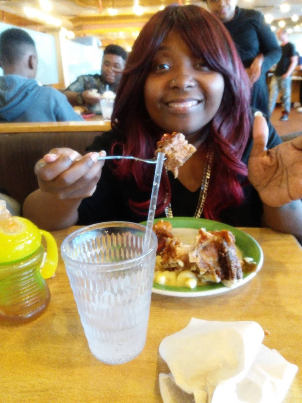 Dunkin Donuts | cafe | 1940 Roosevelt Rd, Broadview, IL 60155, USA | 7086812420 OR +1 708-681-2420