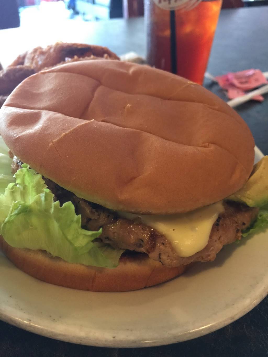 Tommy Dz | restaurant | 455 Madison Square Dr, Madisonville, KY 42431, USA | 2704522742 OR +1 270-452-2742