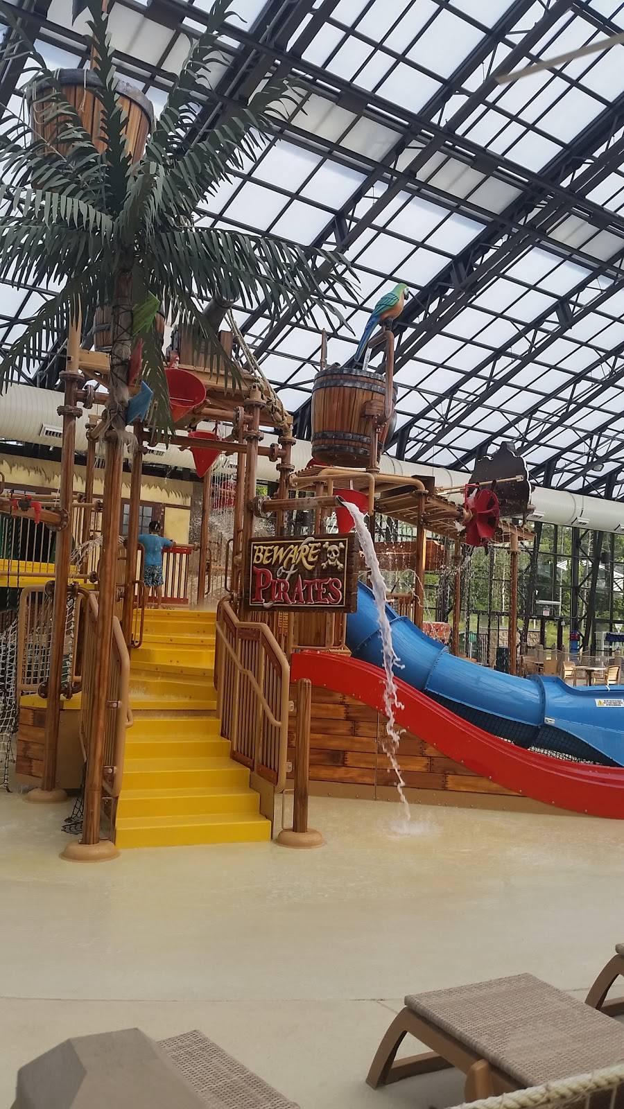 Pirates Cay Indoor Water Park | restaurant | 2558 N 3653rd Rd, Sheridan, IL 60551, USA | 8154963292 OR +1 815-496-3292