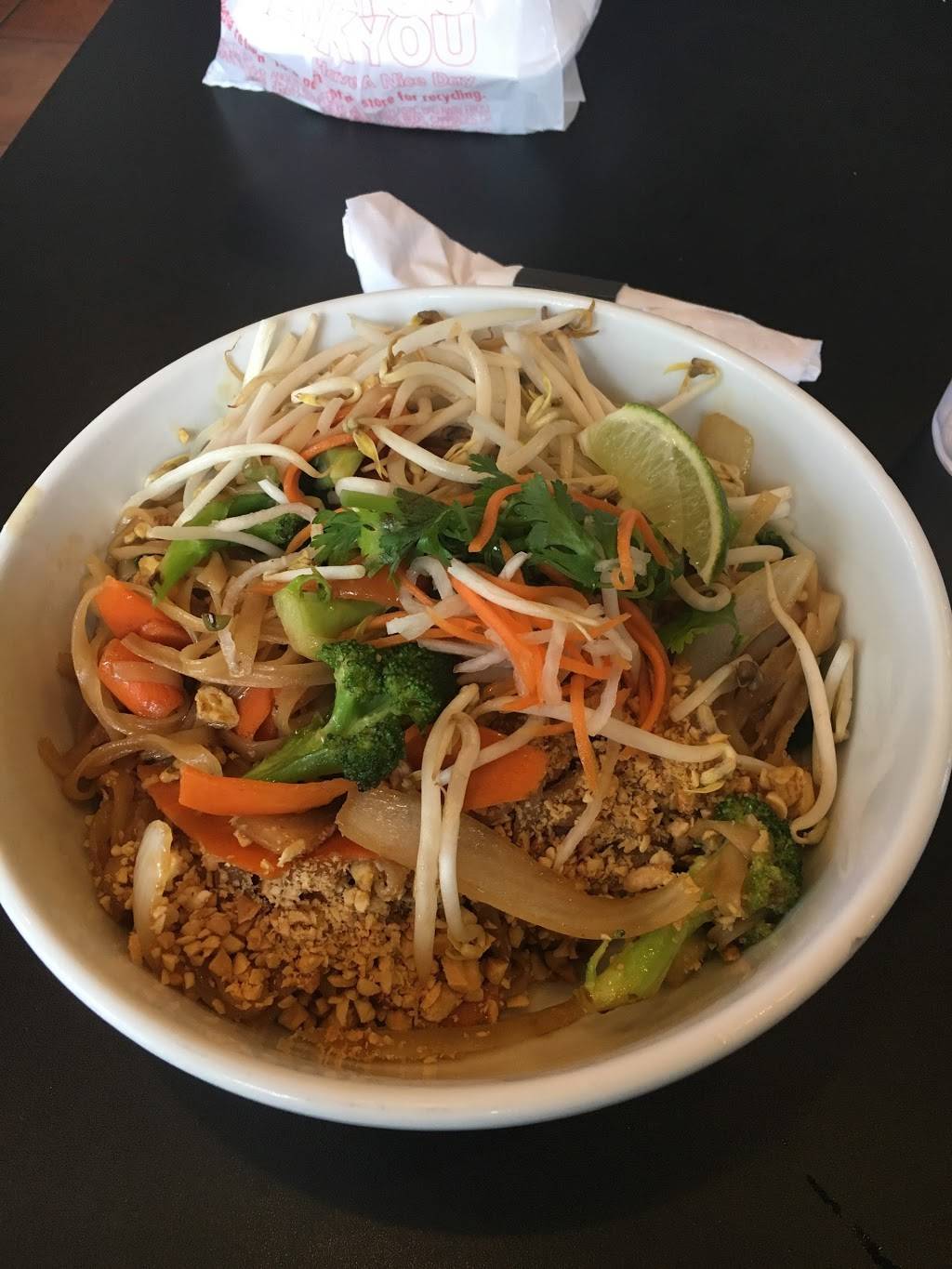 Taste Pho & Noodle House | restaurant | 3117 SW 34th St, Gainesville, FL 32608, USA | 3526658686 OR +1 352-665-8686