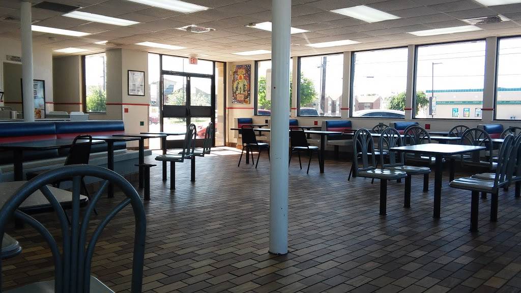 Taco Bell | meal takeaway | 1770 S General McMullen Dr, San Antonio, TX 78237, USA | 2105910715 OR +1 210-591-0715