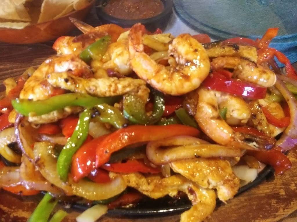 Taco Giro Mexican Grill & Seafood | restaurant | 139 W Cottonwood Ln, Casa Grande, AZ 85122, USA | 5203404210 OR +1 520-340-4210