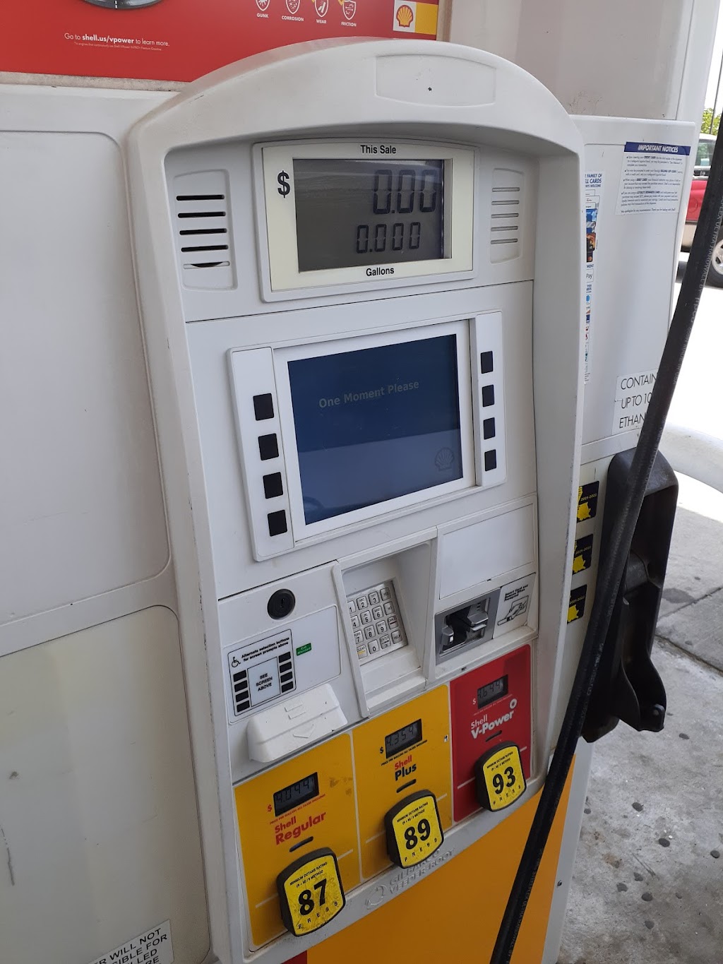 Shell | restaurant | 1008 S Burnside Ave, Gonzales, LA 70737, USA | 2256478900 OR +1 225-647-8900