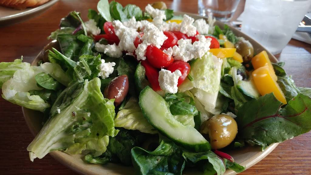 Nandos Peri-Peri | restaurant | 191 American Way, Oxon Hill, MD 20745, USA | 3016868388 OR +1 301-686-8388