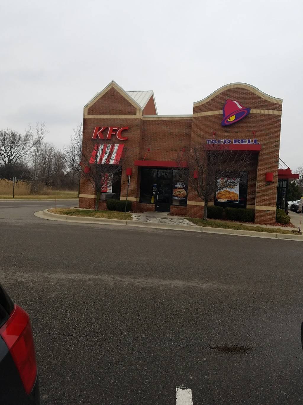 KFC | restaurant | 44570 Michigan Ave, Canton, MI 48188, USA | 7343985341 OR +1 734-398-5341