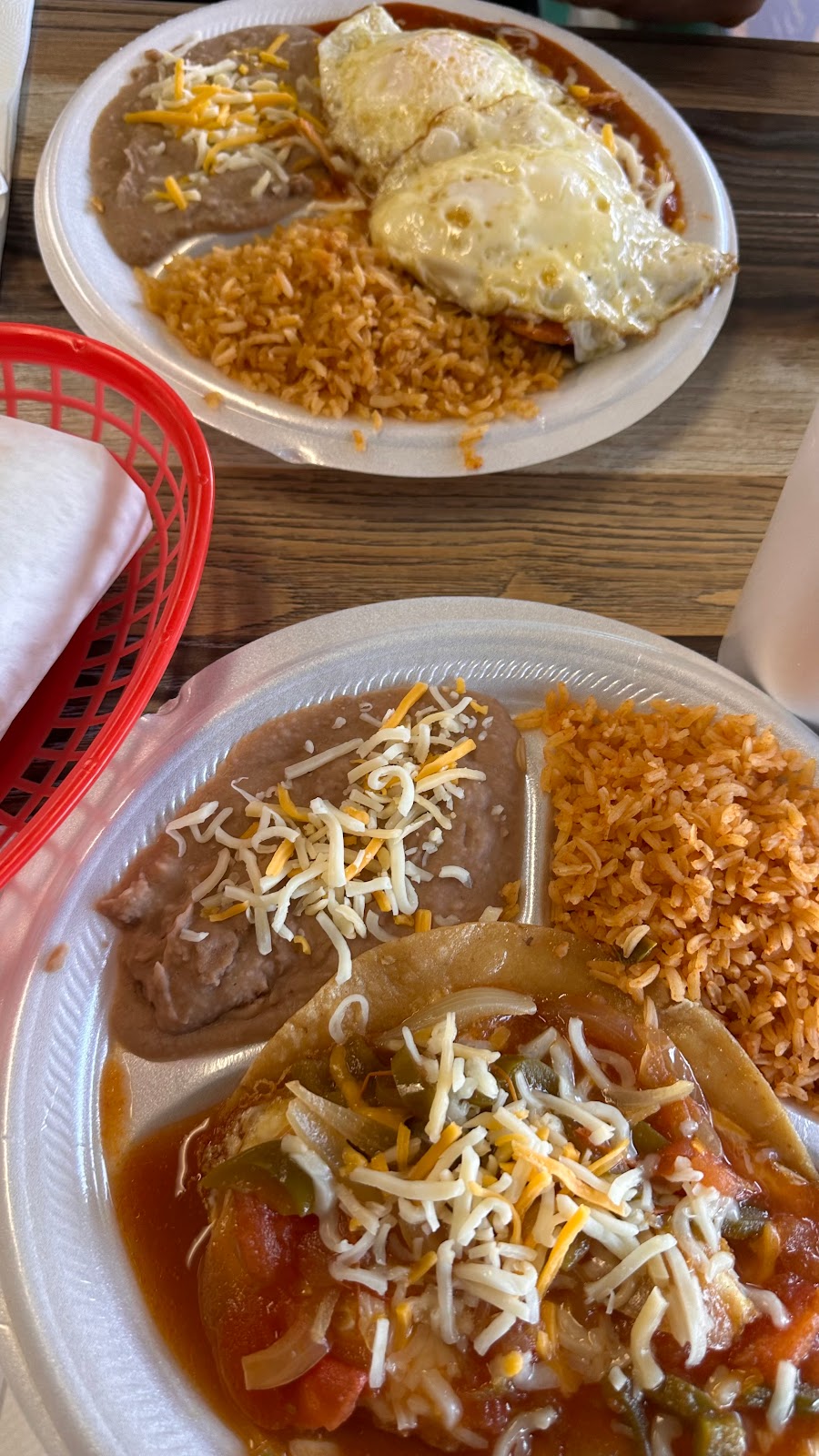 Familia Restaurant Grill | restaurant | 41925 Motor Car Pkwy c, Temecula, CA 92591, USA | 9515879005 OR +1 951-587-9005