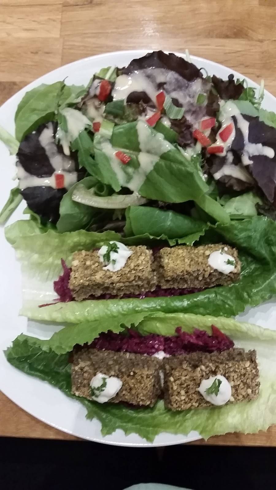 Rawlicious Markham | restaurant | 116 Main St N, Markham, ON L3P 1Y1, Canada | 9055544729 OR +1 905-554-4729