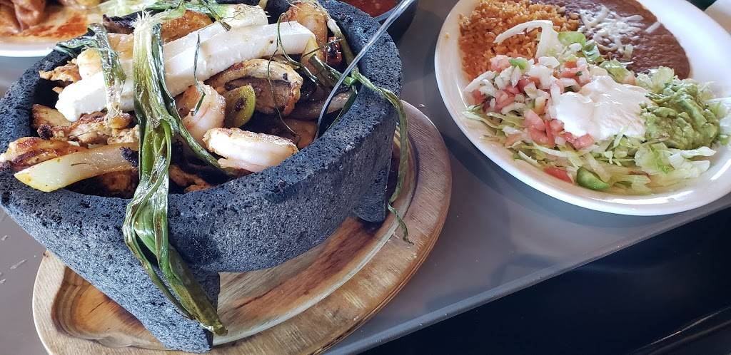 Taco Jalisco | restaurant | 17272 Robbins Rd Ste 110, Grand Haven, MI 49417, USA | 6166078494 OR +1 616-607-8494