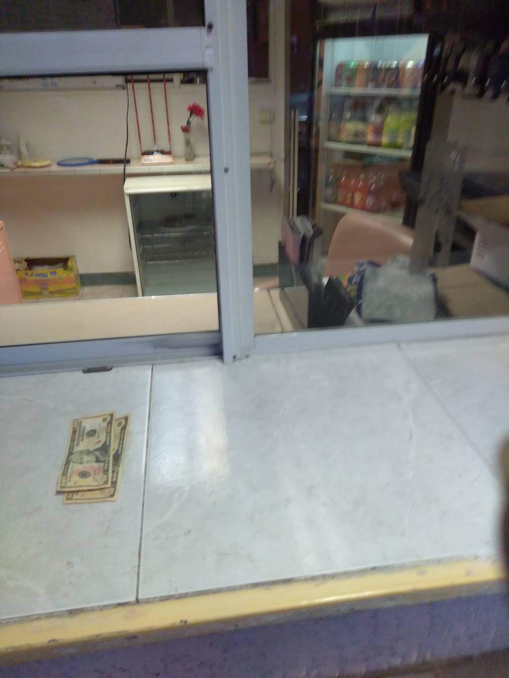 Sir B Restaurant & Bar BQ | restaurant | 2605 45th St, Vero Beach, FL 32967, USA | 7725843518 OR +1 772-584-3518