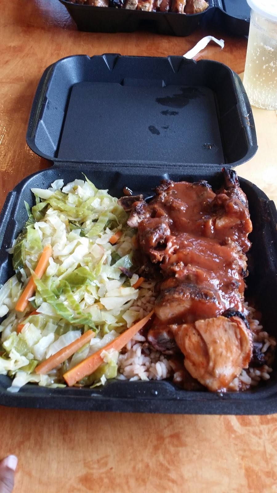 Rastas Hut The Carribean Escape Restaurant | restaurant | 512 S Main St, Marion, SC 29571, USA | 8434338496 OR +1 843-433-8496