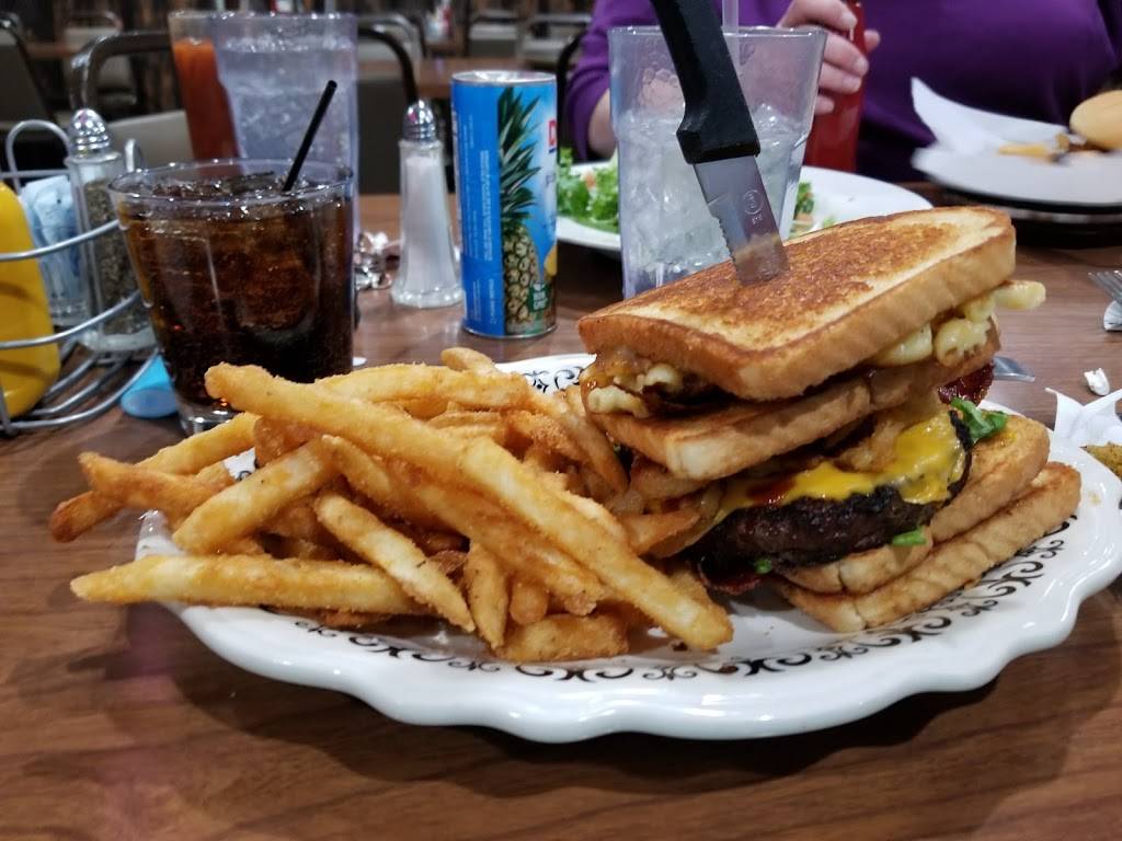 Maple Street Grille | restaurant | 303 10th Ave, PO Box 44, Orion, IL 61273, USA | 3096262087 OR +1 309-626-2087