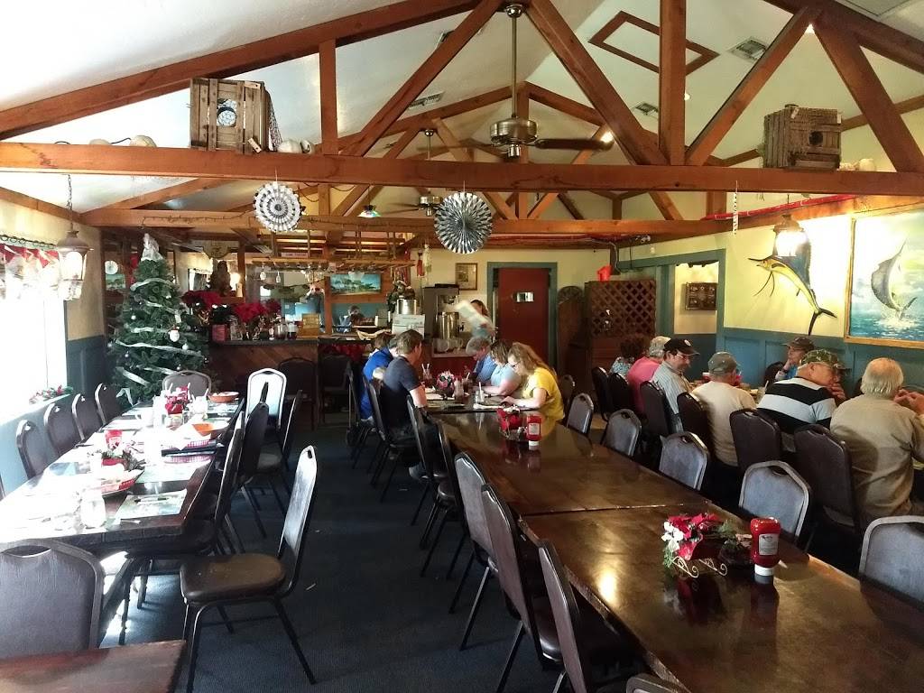 Pecks Old Port Cove | restaurant | 139 N Ozello Trail, Crystal River, FL 34429, USA | 3527952806 OR +1 352-795-2806