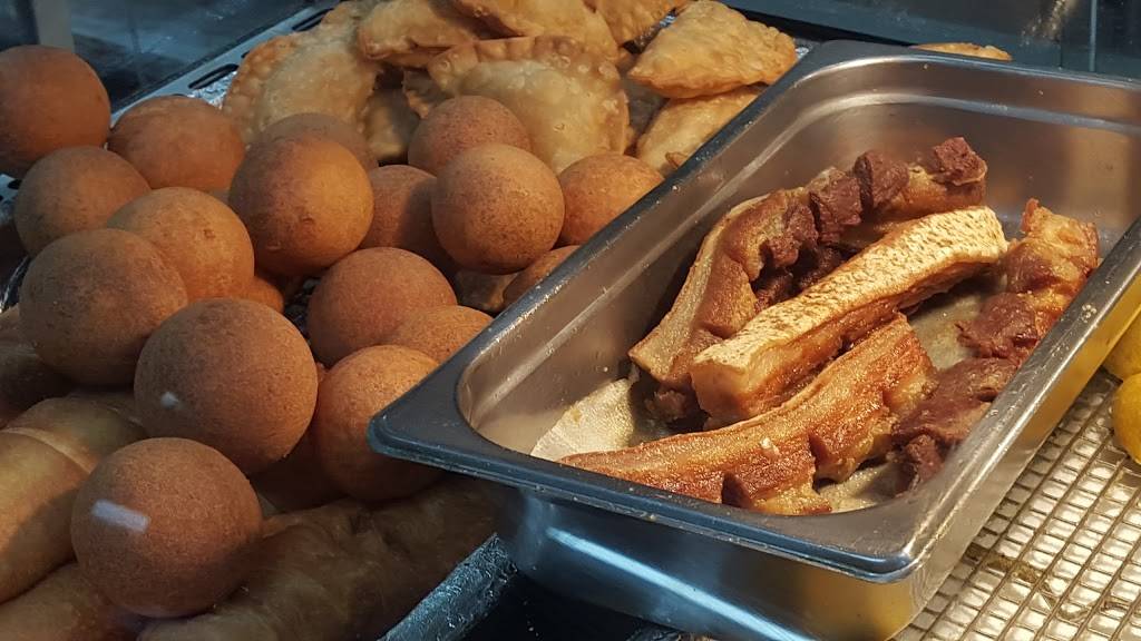 Delicias Calenas | restaurant | 94-18 Sutphin Blvd, Jamaica, NY 11435, USA | 7182062262 OR +1 718-206-2262