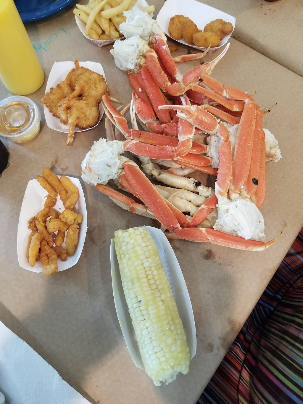 Blue Hen Crossroads | restaurant | 18541 S Main St, Bridgeville, DE 19933, USA | 3029566423 OR +1 302-956-6423