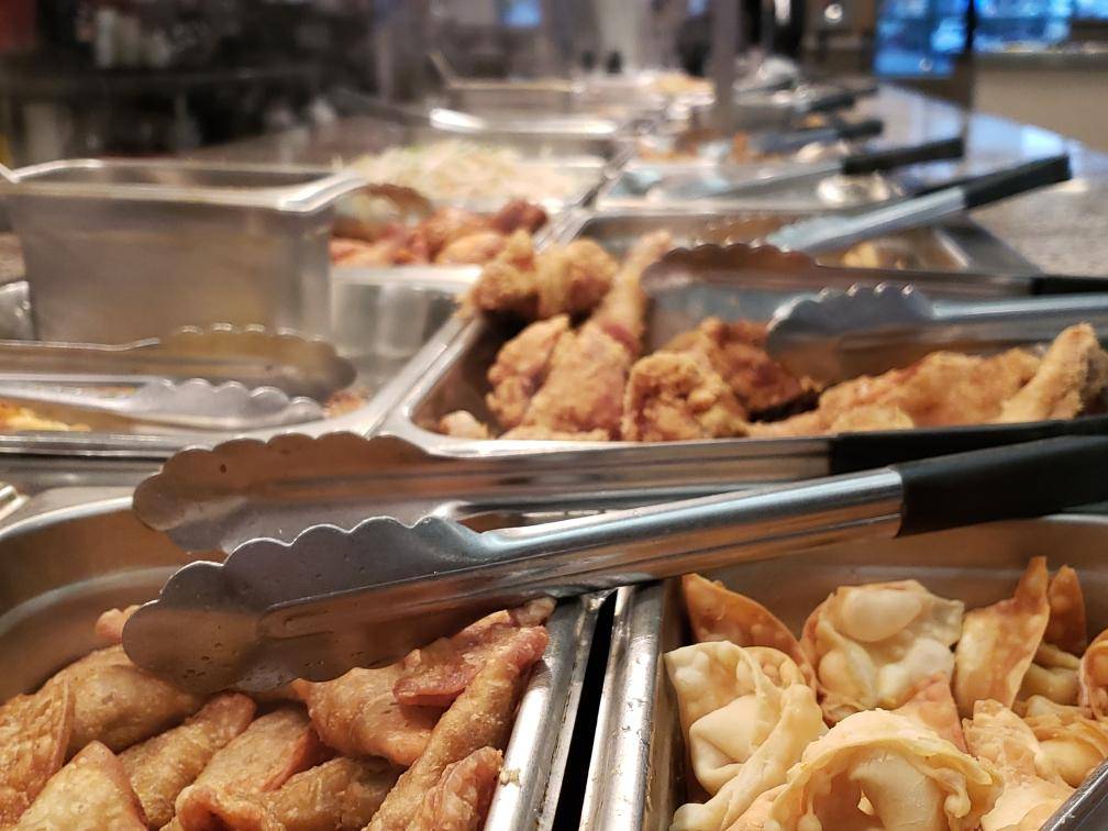 China Palace (Chinese Buffet) | restaurant | 15555 Main St, Hesperia, CA 92345, USA | 7609482298 OR +1 760-948-2298