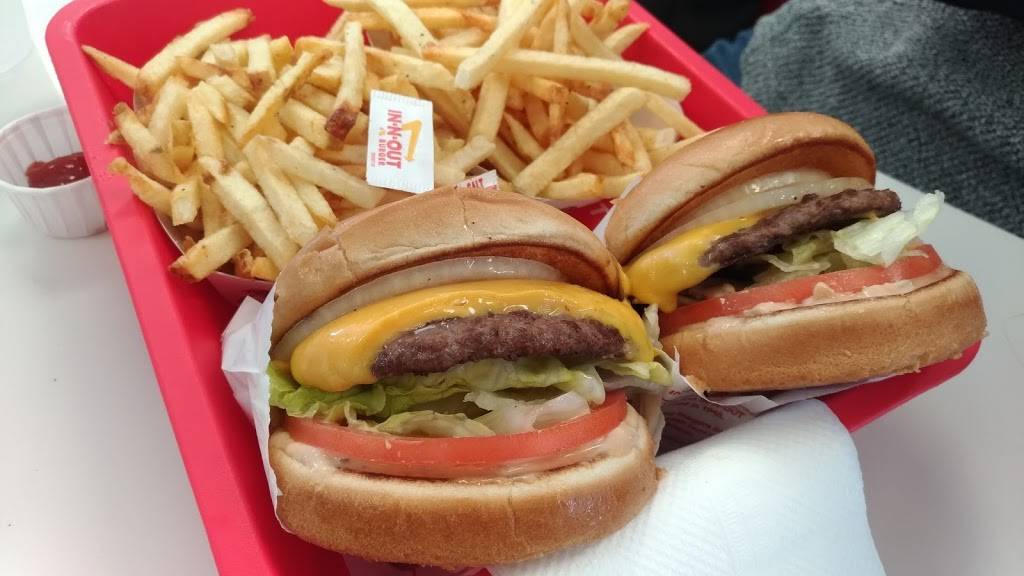 In-N-Out Burger | restaurant | 1579 Martin Luther King Jr Way, Merced, CA 95340, USA | 8007861000 OR +1 800-786-1000