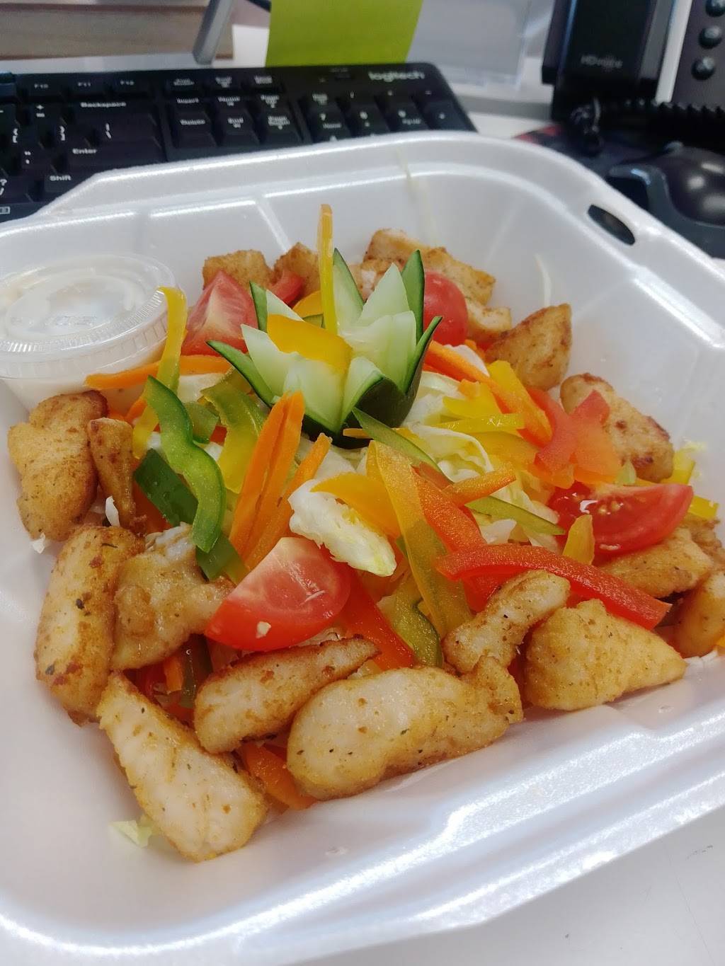 Mansta Seafood Deli | restaurant | 4447 Westroads Dr, Riviera Beach, FL 33407, USA | 5618552886 OR +1 561-855-2886