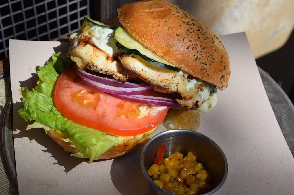 Queenstown Public House | restaurant | 1557 Columbia St, San Diego, CA 92101, USA | 6195460444 OR +1 619-546-0444