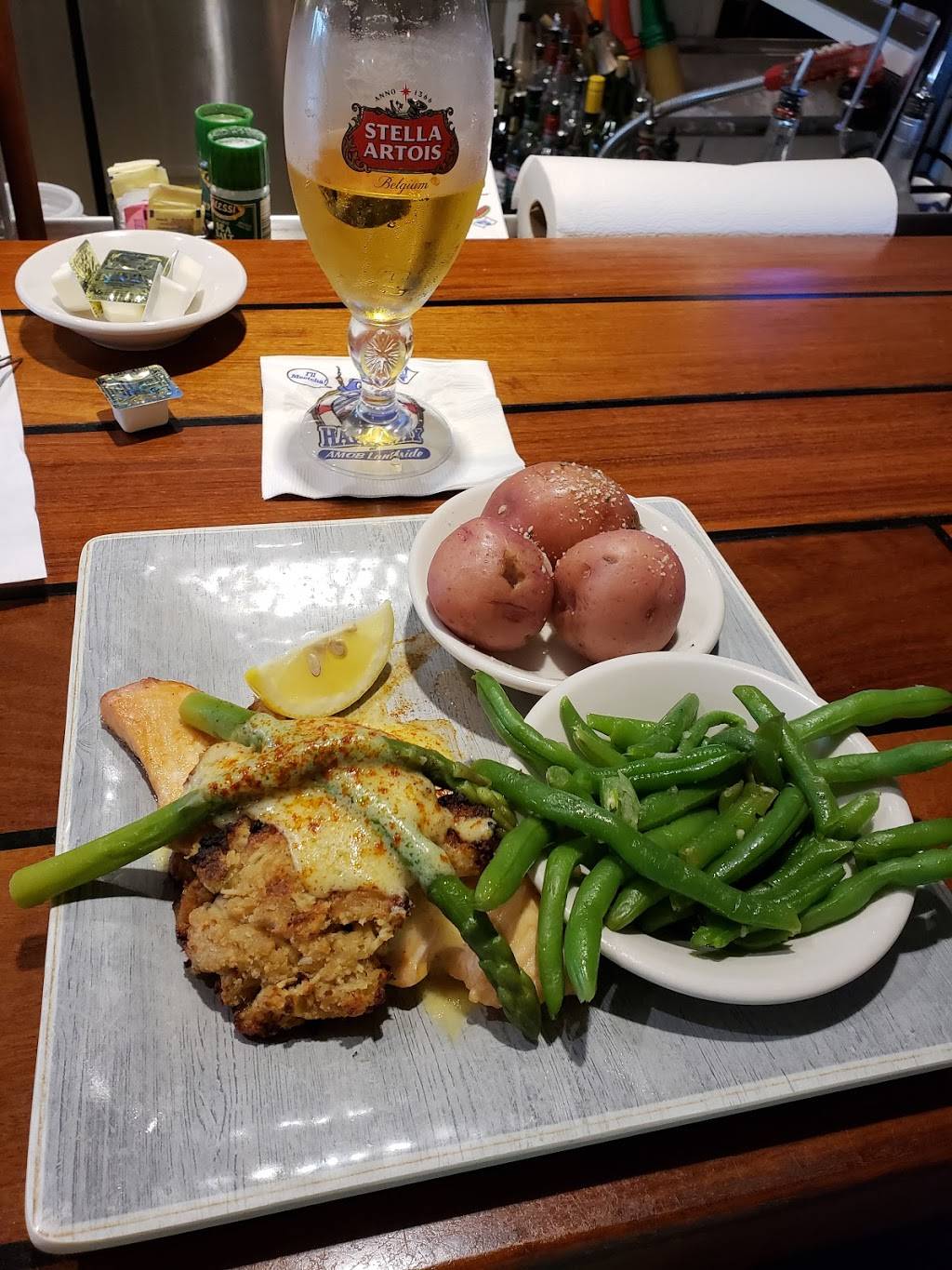 Anna Maria Oyster Bar Landside | restaurant | 6906 14th St W, Bradenton, FL 34207, USA | 9417587880 OR +1 941-758-7880