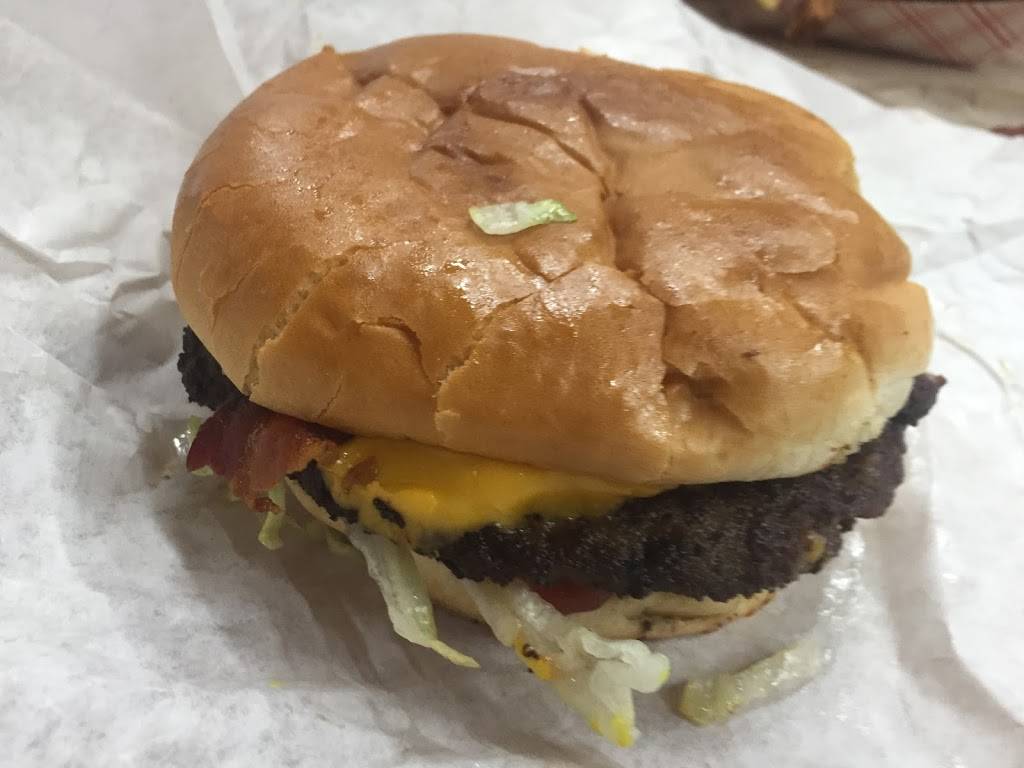 Burgerland | restaurant | 210 Main St, Sulphur Springs, TX 75482, USA | 9039195031 OR +1 903-919-5031