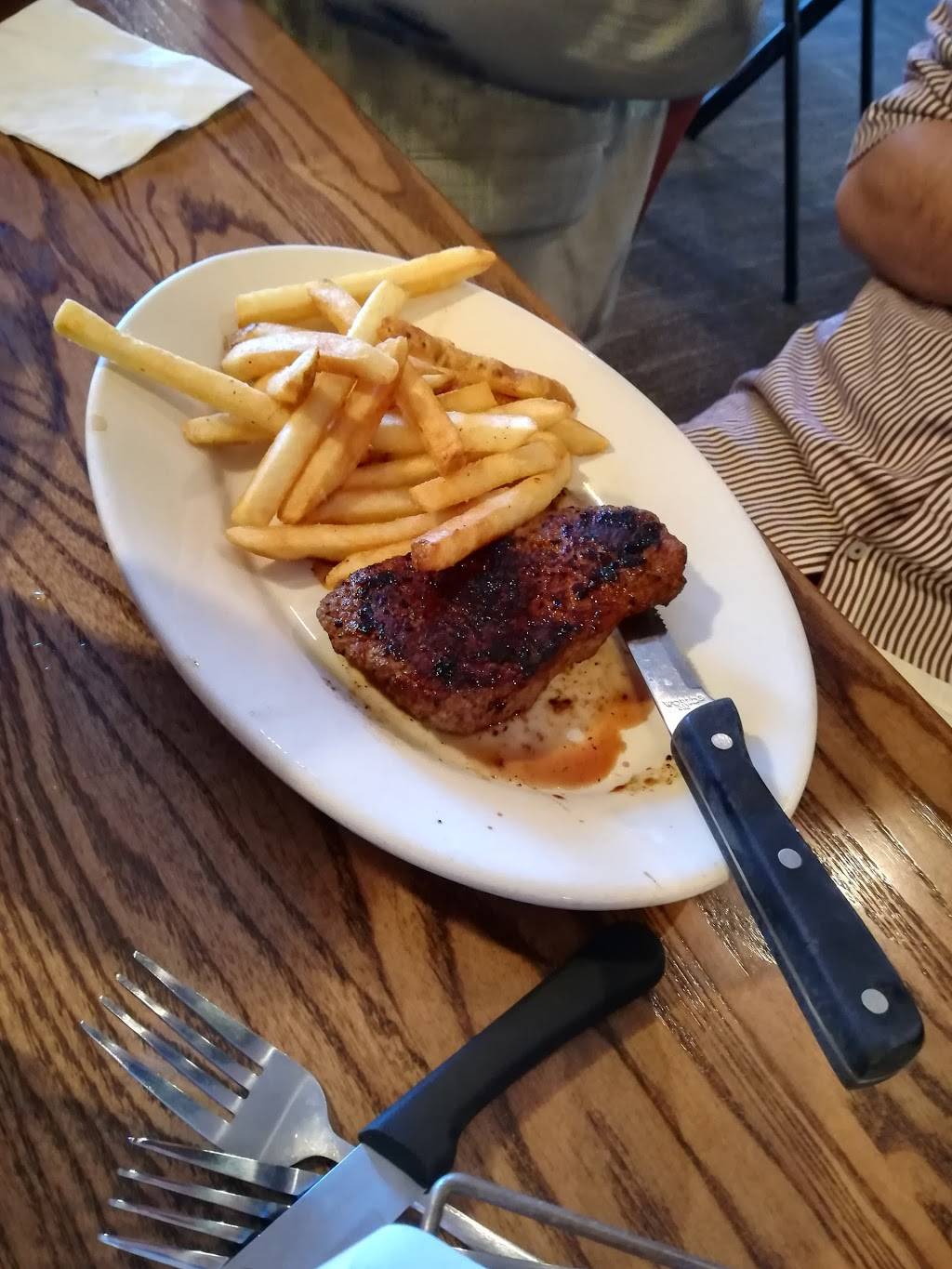 OCharley’s Restaurant & Bar | restaurant | 100 Cross Roads Blvd, Cold Spring, KY 41076, USA | 8594429270 OR +1 859-442-9270