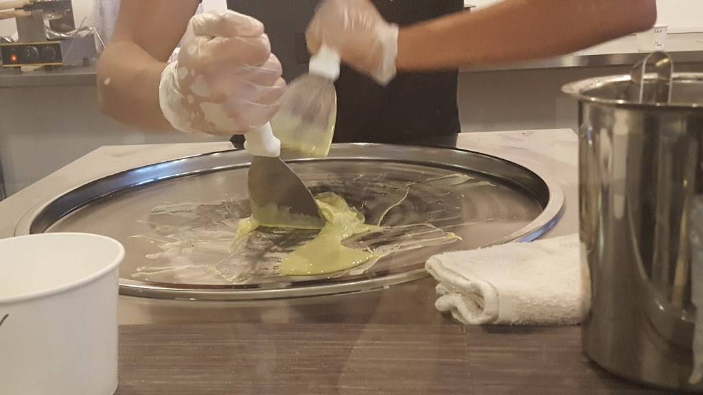 Fahrenheit 32 | restaurant | 226 W Bitters Rd #119, San Antonio, TX 78216, USA | 2106276232 OR +1 210-627-6232