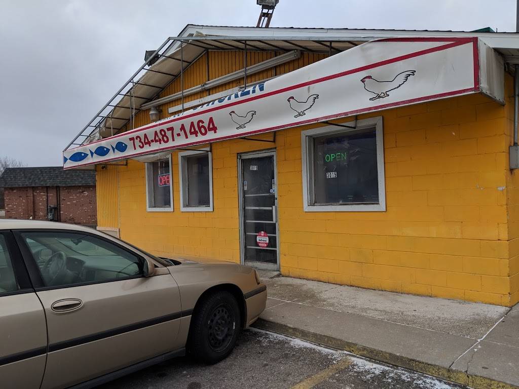 Express Fish & Chicken | meal takeaway | 3015 E Michigan Ave, Ypsilanti, MI 48198, USA | 7344871464 OR +1 734-487-1464