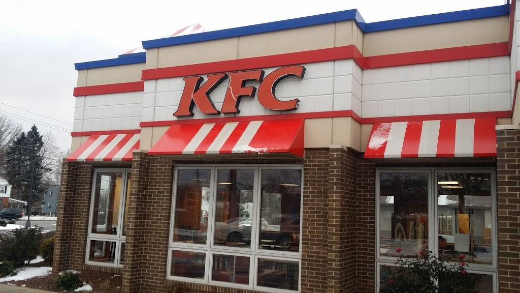 KFC | restaurant | 22855 Emery Rd, Warrensville Heights, OH 44128, USA | 2166622405 OR +1 216-662-2405