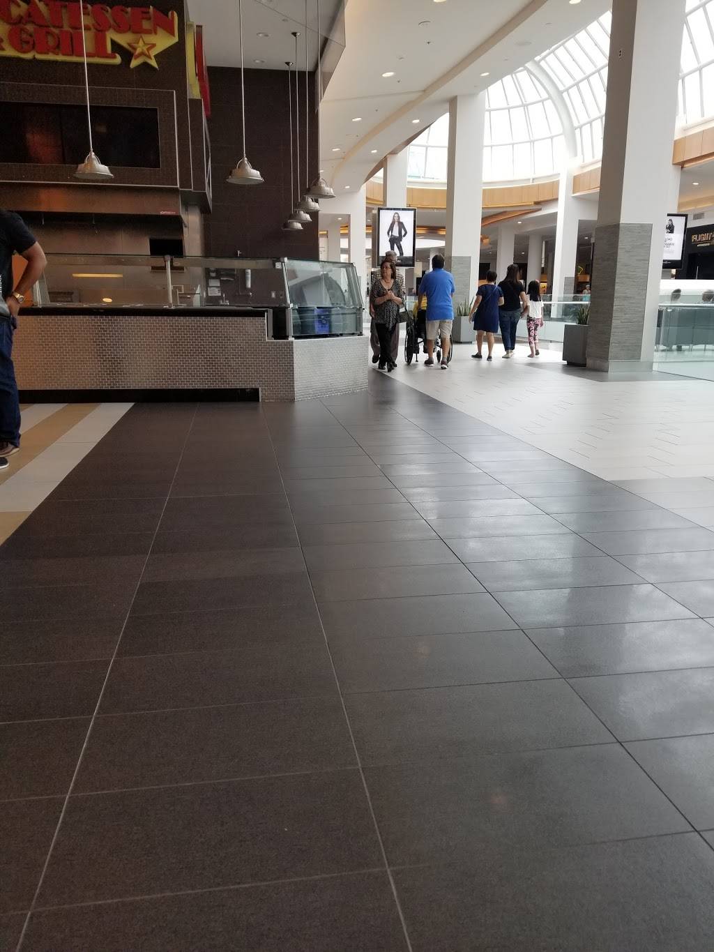 Sarku Japan | restaurant | 630 Old Country Rd Space 2101, Garden City, NY 11530, USA | 5162488162 OR +1 516-248-8162