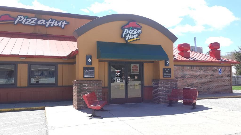 Pizza Hut | meal takeaway | 1315 Whitehall Rd, North Muskegon, MI 49445, USA | 2317444861 OR +1 231-744-4861